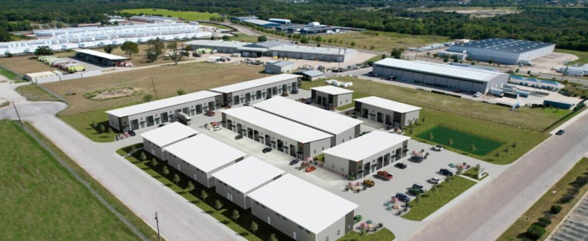 Who Thrives in Office/Warehouse Flex Spaces? 5 Business Types That Benefit the Most