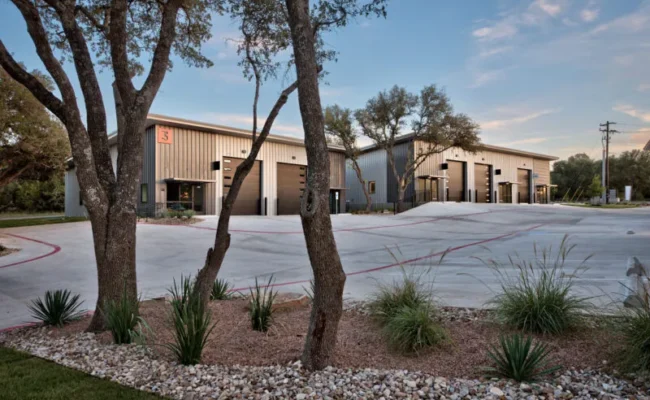 Office space rentals and warehouse rental spaces with Workspace USA.